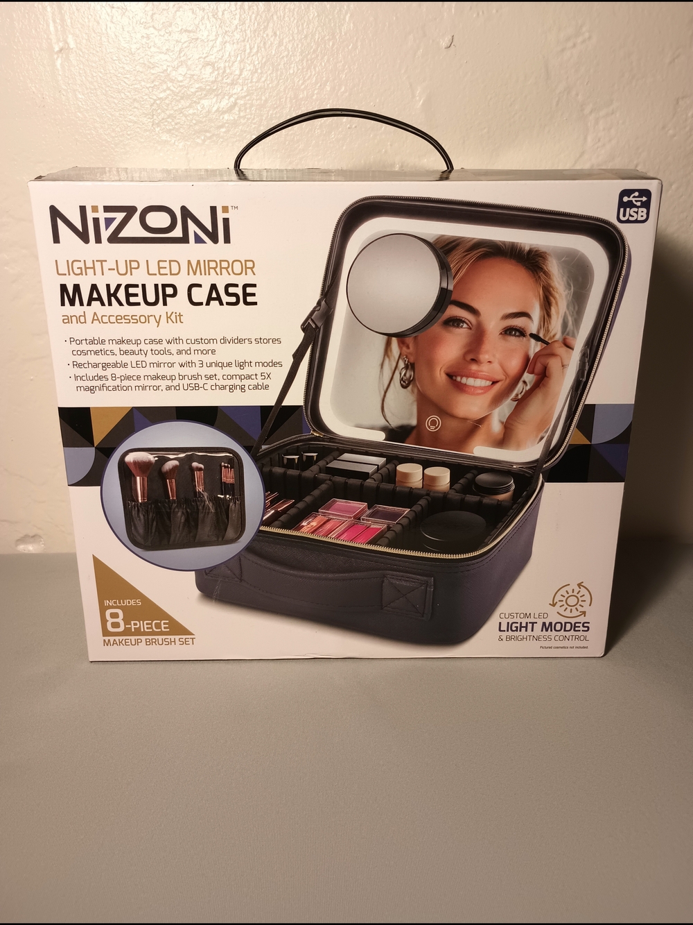 Nizoni Light-Up LED Makeup Case